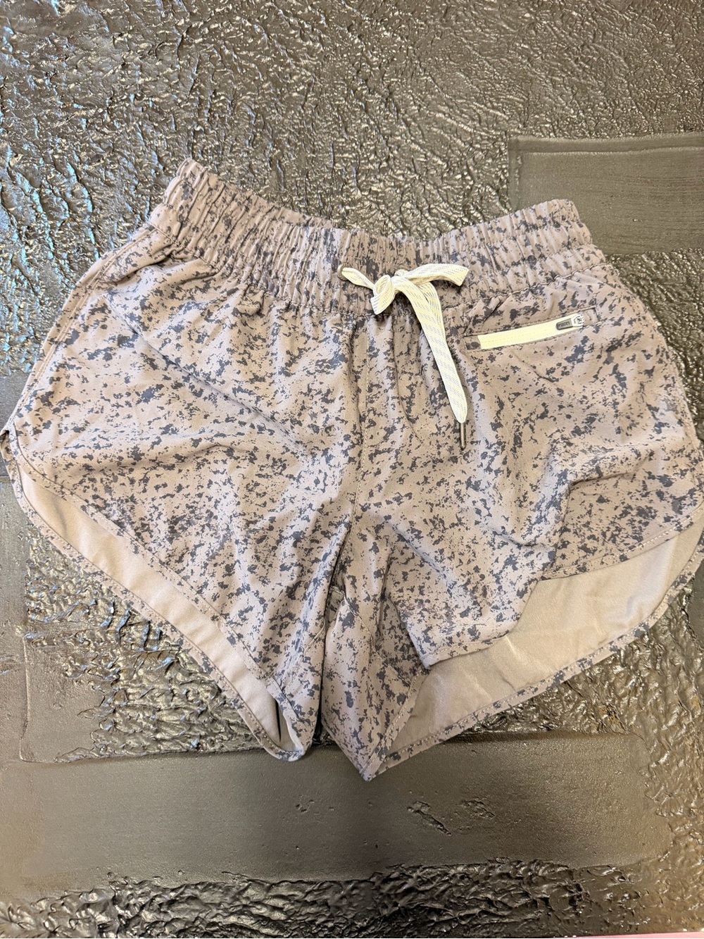 Vuori Taupe Speckle Run Shorts with Cream Drawstring
